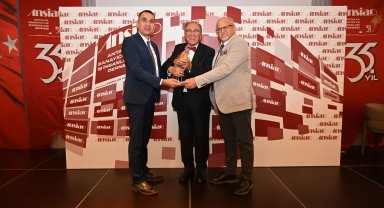 Özbek: Cumhuriyet'in ikinci yüzyılı, bilimin ve teknolojinin yüzyılı olmalı