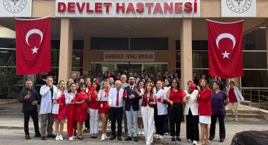 Sağlık çalışanlarından Cumhuriyet Bayramı kutlaması