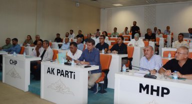 Serik Belediyesi'nde ekim meclisi