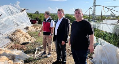 Yağmur ve rüzgardan zarar gören seralarda hasar tespiti
