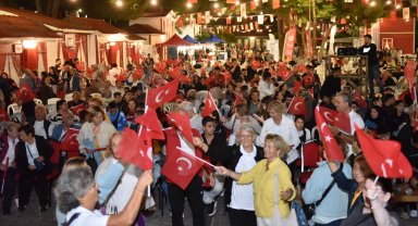 Yıldızların şovu Dokumapark'ta izlendi