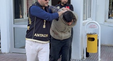 2 hafta sonra düğünü olan Tahsin, 'otel önünde içki içmeyin' diye uyardı, bıçaklanarak öldürüldü