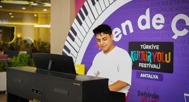 Antalya'nın kültür sanat yolculuğu hız kesmiyor