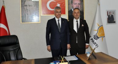 Bakan Memişoğlu, AK Parti Gazipaşa İlçe Teşkilatı'nı ziyaret etti