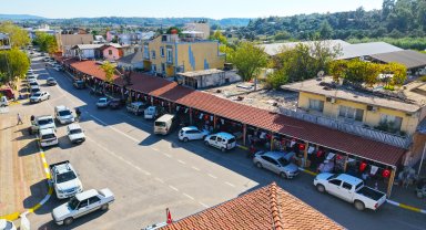 Gebiz'e 675 metrekarelik pergola