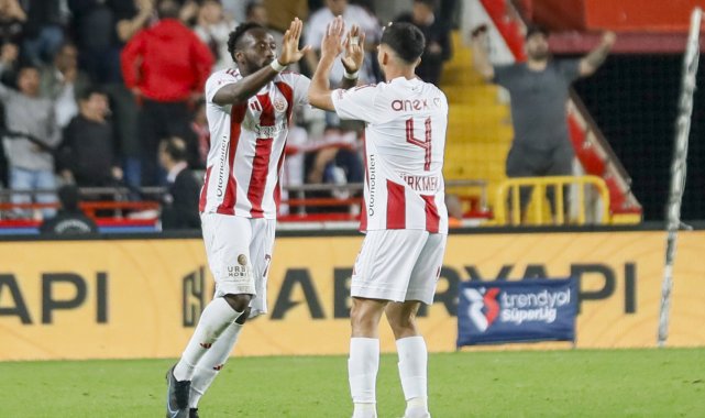 Hesap.com Antalyaspor – Beşiktaş: 1-3