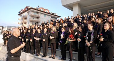 Kadına şiddete siyah tepki