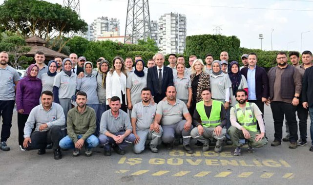 Kocagöz'den sezonluk işçilere belediyede daimi iş müjdesi