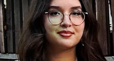 Mezuniyet fotoğrafı çekiminden eve dönen iki lise öğrencisine otomobil çarptı; Şükran Ela öldü, arkadaşı yaralandı