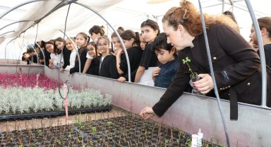 Öğrencilere çevre eğitimi