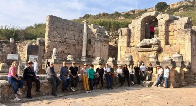 Perge'de 'Öğrenmenin yaşı yoktur' gezisi