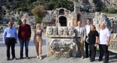 Rektör Özkan, Myra Antik Kenti'ni ziyaret etti