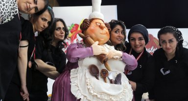 Şeker hamurundan 150 kiloluk heykel