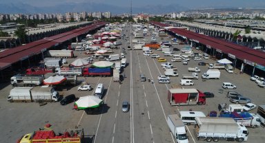 Toptancı hal giriş yasağına Aksulu üreticiden tepki
