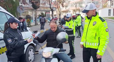 'Kaskın Varsa, Şansın da Var' projesi kapsamında sürücülere kask dağıtıldı