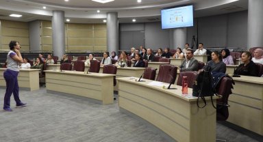 'Yaşlı Dostu Kepez' eğitimleri solunum sağlığı ile devam etti