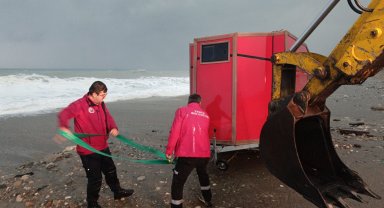 Antalya ve ilçelerinde sağanak etkili oldu