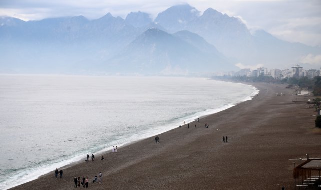 Antalya'da yağmur etkili oldu