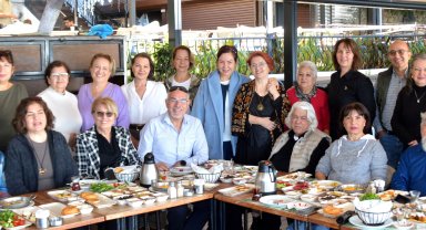 Antalyalı sanatçılar kahvaltıda buluştu