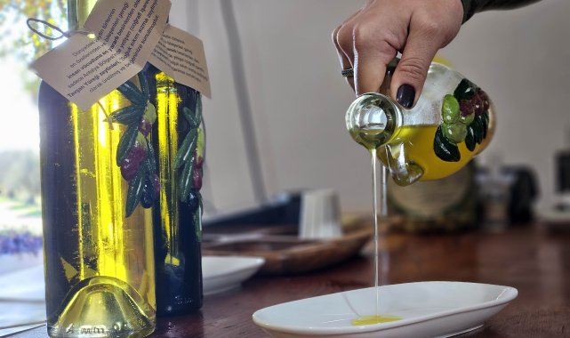 Dünyanın en sağlıklı zeytinyağının litresi 1500 TL