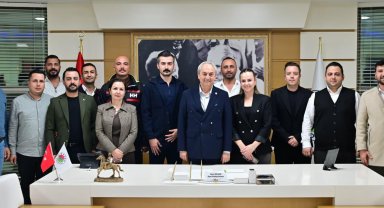 Kocagöz, halk gününde gönüllere dokundu