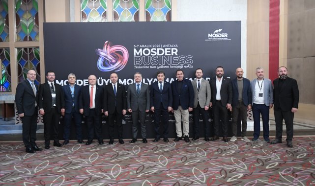 Mobilya sektörü Antalya'da buluştu
