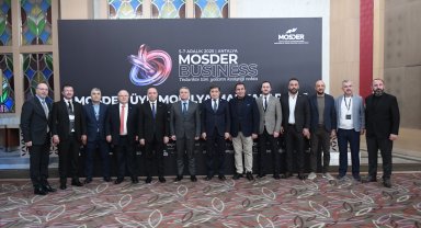 Mobilya sektörü Antalya'da buluştu