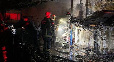 Muz sarartma tesisleri yangında zarar gördü