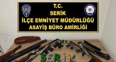Serik'te uyuşturucu ve silah operasyonu: 8 şüpheli yakalandı