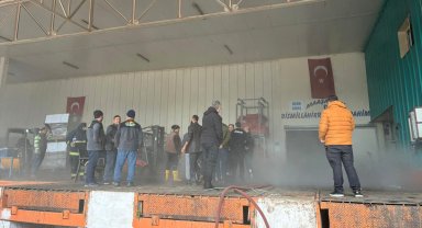 Soğuk hava deposundaki yangın korkuttu