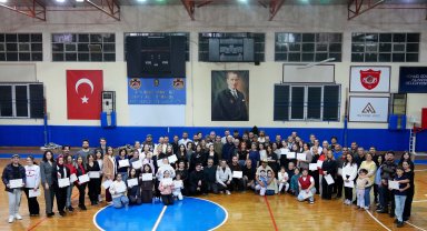 Zeybek kursları 3. dönemi tamamlandı