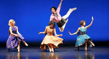 'Tria'ya alkış yağdı