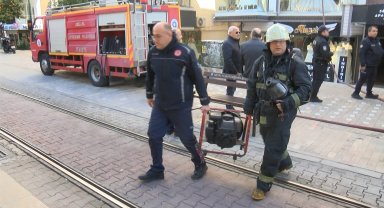 7'nci kattaki dairede korkutan yangın