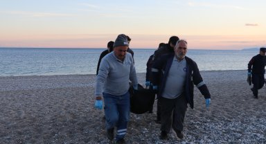 Antalya'da oltaya cesedin takıldığı anlar kamerada