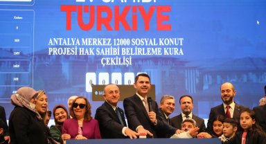 Bakan Kurum: Sosyal Konut projemizin ilk evlerini Mart 2027'de teslim edeceğiz