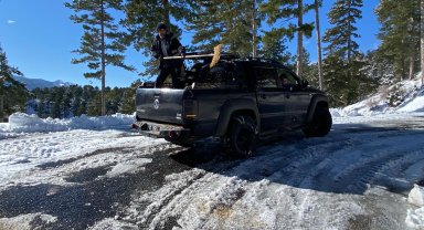 Büyükşehir ekiplerinin karla mücadele çalışması sürüyor