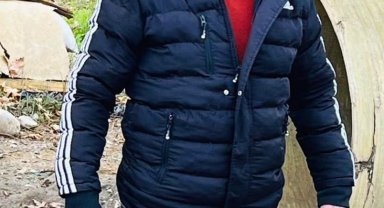 Delilleri yok etmek için kamyoneti yakmış