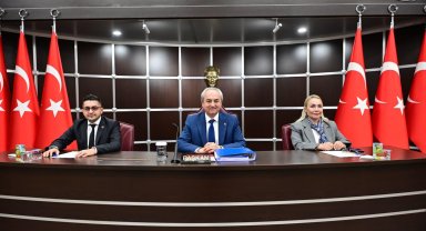 Kocagöz'den mecliste güçlü Türkiye vurgusu