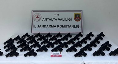 Serik'te 45 ruhsatsız tabanca ele geçirildi