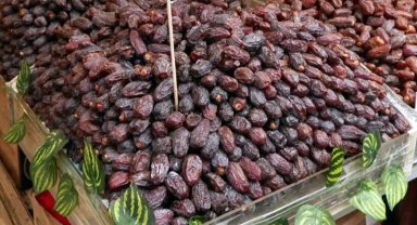 Açıkta satılan, buzdolabında saklanan hurmada, 'kanserojen aflatoksin' riski