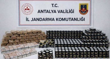Alanya'da kaçak tütün operasyonu