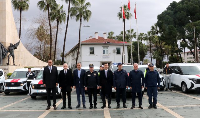 Alanya'da polis ve jandarmaya 15 araç