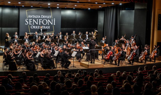 Antalya Devlet Senfoni Orkestrası sanatseverlerle buluştu