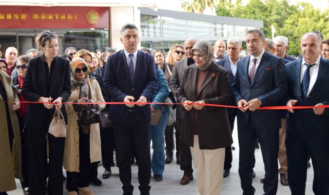 Antalya'da AVM'de kış manzaraları