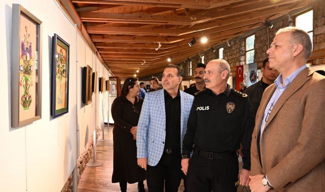 Antalya'nın endemik bitkileri sanatla buluştu