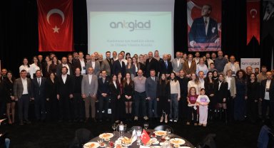 ANTGİAD iftarında 'İnsanın fabrika ayarları' konuşuldu