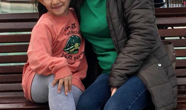 Asrın felaketinde kaybettiği eşi ve kızının son fotoğrafları hatıra kaldı