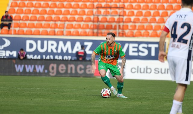 Corendon Alanyaspor - RAMS Başakşehir FK: 1-2