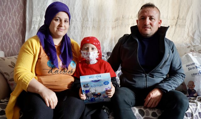 Depremde evleri yıkılan aile, lösemiyle sarsıldı