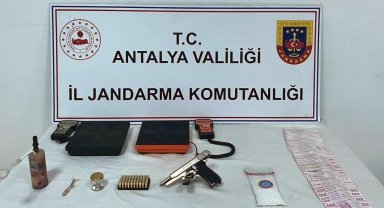 Döşemealtı'nda uyuşturucu operasyonu